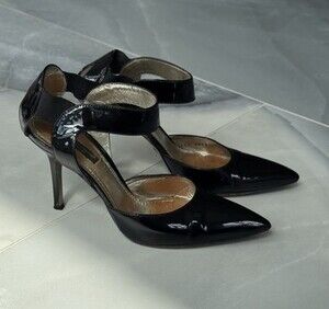 Dolce Gabbana Women’s Black Patent Leather D'Orsay Pumps Pointed Toe Size 37